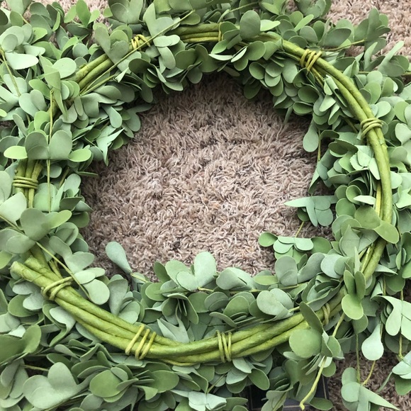 NWOT Hobby Lobby Floral Wreath with Foam Leaf Pattern (tag detached) 💐 - Picture 7 of 8